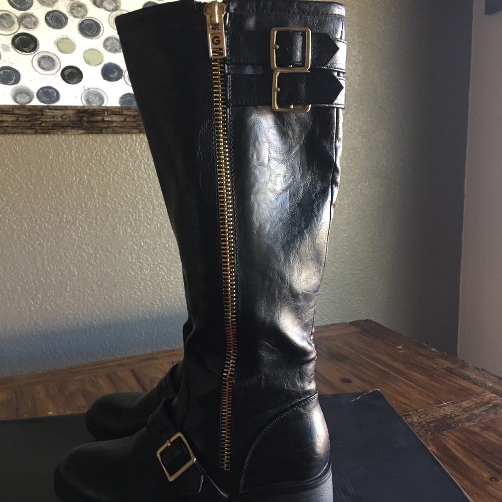 COPY - Guess boots